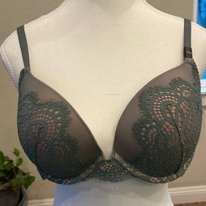 Victoria secret bra